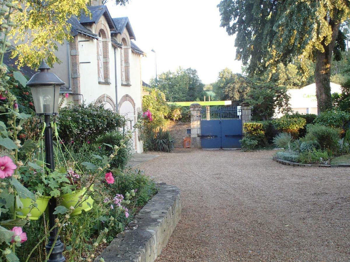 France Petit Chateau Loué Esterno foto
